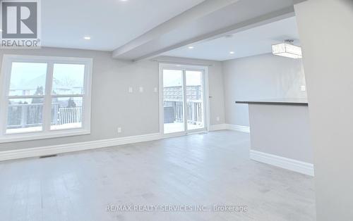 662 Elgin Street N, Cambridge, ON - Indoor Photo Showing Other Room
