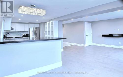 662 Elgin Street N, Cambridge, ON - Indoor