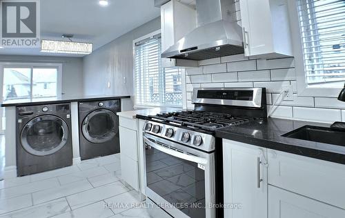 662 Elgin Street N, Cambridge, ON - Indoor Photo Showing Laundry Room