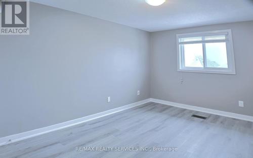 662 Elgin Street N, Cambridge, ON - Indoor Photo Showing Other Room