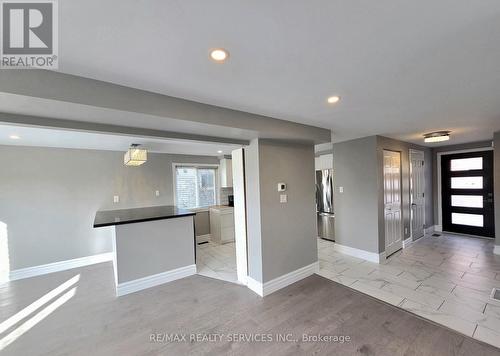 662 Elgin Street N, Cambridge, ON - Indoor Photo Showing Other Room