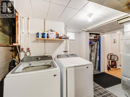 1911 Second Avenue, Trail, BC - Indoor Photo Showing Laundry Room
