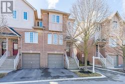 42 - 42 PALOMINO TRAIL Halton Hills, ON L7G 6E9