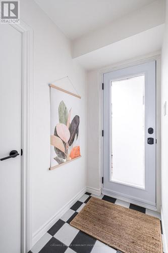 14 Reginald Street, Hamilton, ON - Indoor Photo Showing Other Room