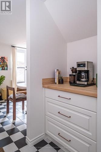 14 Reginald Street, Hamilton, ON - Indoor Photo Showing Other Room