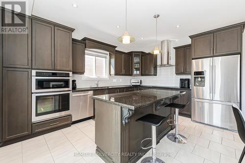 153 Medici Lane, Hamilton, ON - Indoor Photo Showing Kitchen With Upgraded Kitchen