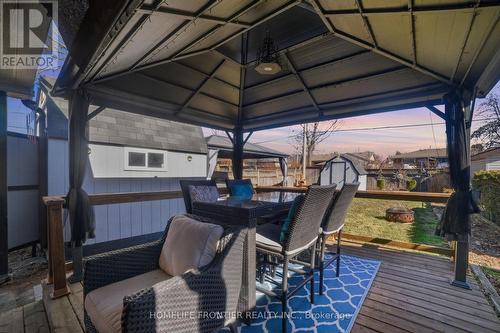 977 Upper Wellington Street, Hamilton, ON - Outdoor With Deck Patio Veranda With Exterior