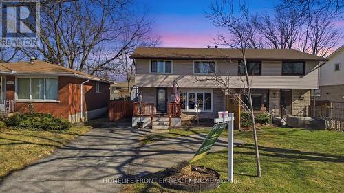 977 Upper Wellington Street, Hamilton, ON - Outdoor
