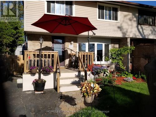 977 Upper Wellington Street, Hamilton, ON - Outdoor