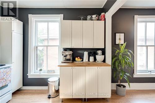 100 Grant Avenue, Hamilton, ON - Indoor