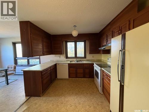 130 Anson Street, Air Ronge, SK - Indoor Photo Showing Kitchen