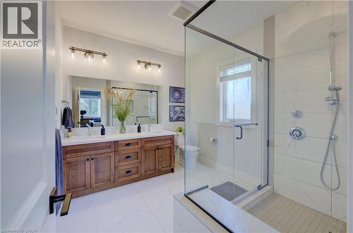 58 Carriage Crossing, Drayton, ON - Indoor Photo Showing Bathroom