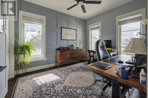 58 Carriage Crossing, Mapleton, ON - Indoor Photo Showing Office