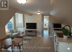 LOFT - 148 GIBSON AVENUE Hamilton, ON L8L 6J8