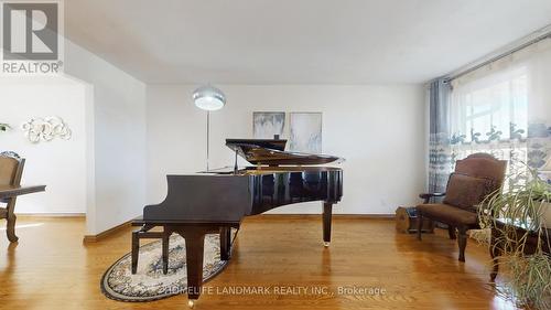 330 Guelph Avenue, Cambridge, ON - Indoor