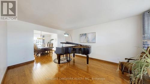 330 Guelph Avenue, Cambridge, ON - Indoor Photo Showing Other Room