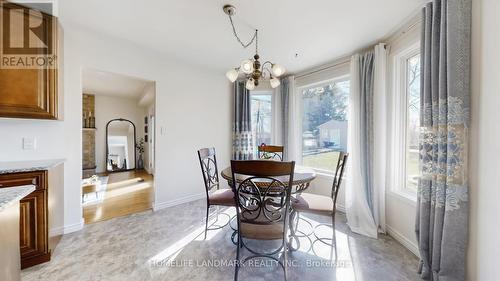 330 Guelph Avenue, Cambridge, ON - Indoor Photo Showing Dining Room