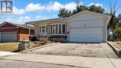 47 TOBERMORY DRIVE  Toronto, ON M3N 2R4