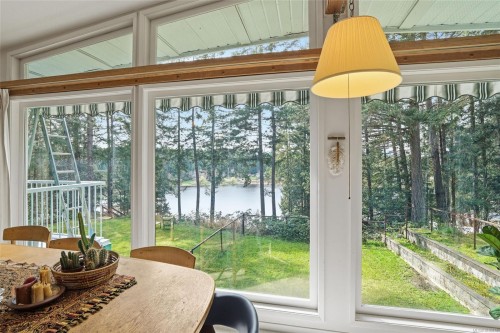 2687 Charles Rd, Nanaimo, BC 