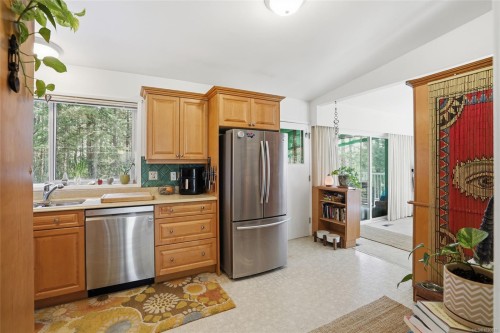 2687 Charles Rd, Nanaimo, BC 