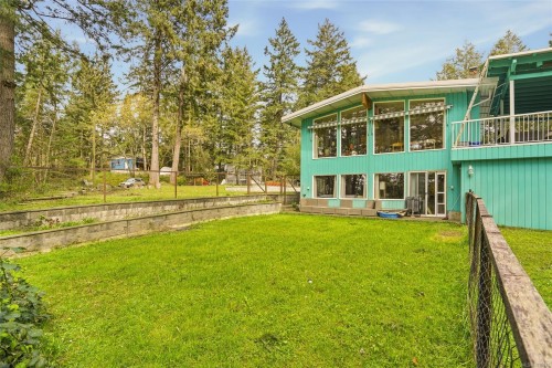 2687 Charles Rd, Nanaimo, BC 