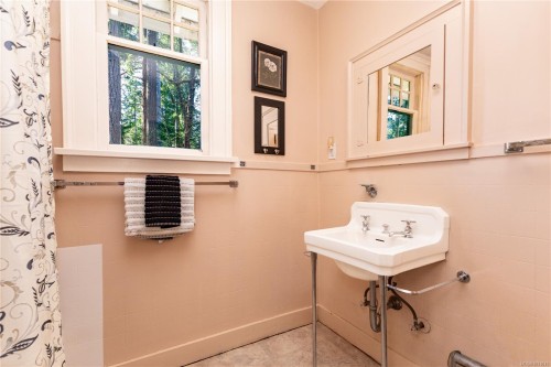 4115 Twigg Rd, Campbell River, BC 