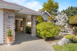 501 Muirfield Close Qualicum Beach, BC V9K 2J9