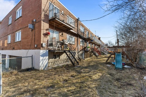 Back of Structure - 2365  - 2369 Rue Hufford, Montréal (Saint-Laurent), QC - Outdoor