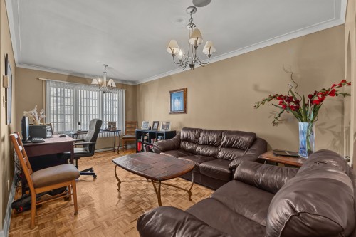Living Room - 2365  - 2369 Rue Hufford, Montréal (Saint-Laurent), QC - Indoor Photo Showing Living Room