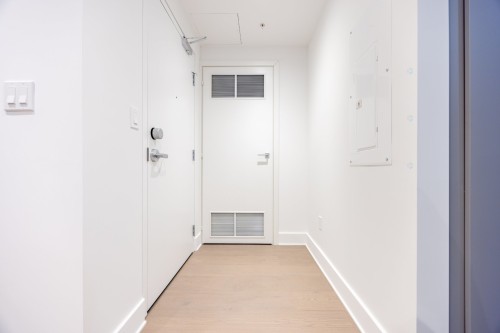 Mud Room - 1006-1000 Rue André-Prévost, Montréal (Verdun/Île-Des-Soeurs), QC - Indoor Photo Showing Other Room