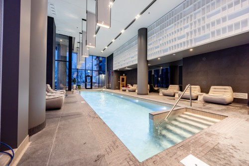 Pool - 1006-1000 Rue André-Prévost, Montréal (Verdun/Île-Des-Soeurs), QC - Indoor Photo Showing Other Room With In Ground Pool