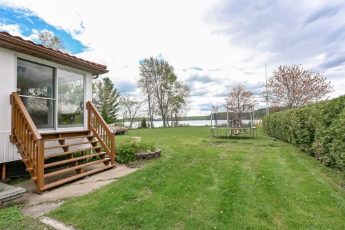 Cour - 77 382E Avenue, Saint-Hippolyte, QC - Outdoor
