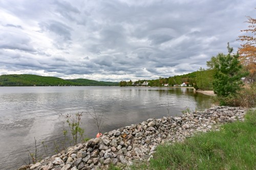 Vue sur l'eau - 77 382E Avenue, Saint-Hippolyte, QC - Outdoor With Body Of Water With View