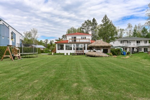 Cour - 77 382E Avenue, Saint-Hippolyte, QC - Outdoor With Deck Patio Veranda