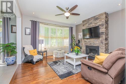 30 Summitview Drive, Ottawa, ON - Indoor Photo Showing Living Room With Fireplace