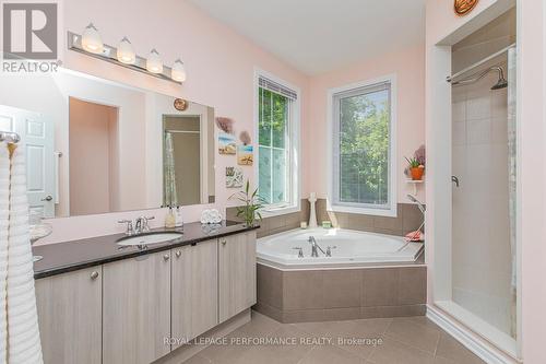 30 Summitview Drive, Ottawa, ON - Indoor Photo Showing Bathroom
