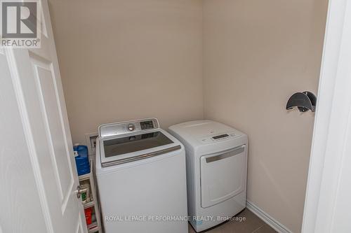 30 Summitview Drive, Ottawa, ON - Indoor Photo Showing Laundry Room