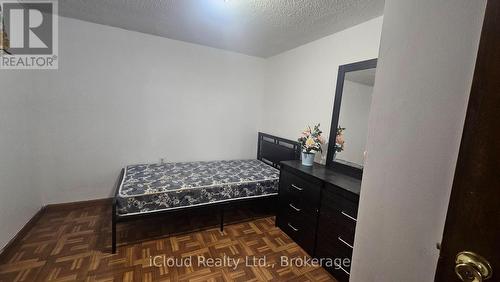 Bsmnt - 39 Frey Crescent, Toronto, ON - Indoor Photo Showing Bedroom
