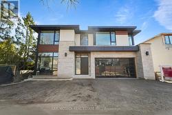 362 MEADOW WOOD LANE  Mississauga, ON L5J 2S9