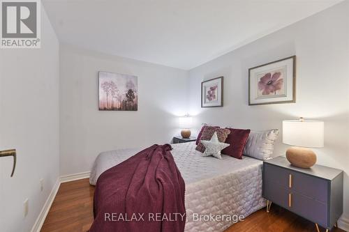 302 - 130 Pond Drive, Markham, ON - Indoor Photo Showing Bedroom
