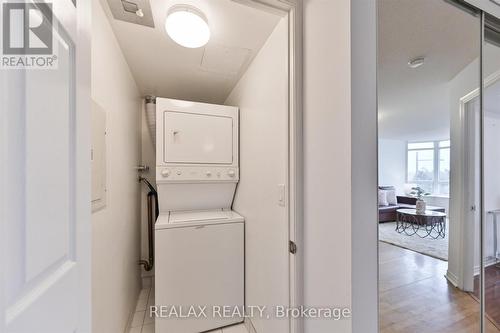 302 - 130 Pond Drive, Markham, ON - Indoor Photo Showing Laundry Room
