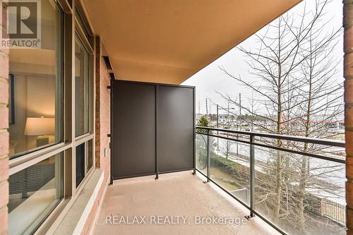 302 - 130 Pond Drive, Markham, ON - Outdoor With Exterior