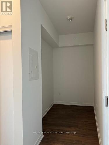811 - 251 Masonry Way, Mississauga, ON - Indoor Photo Showing Other Room