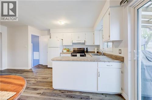 88 Westwood Drive, Kitchener, ON - Indoor Photo Showing Kitchen