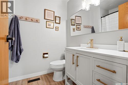 89 Patterson Drive, Regina, SK - Indoor Photo Showing Bathroom