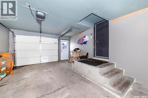 639 Redberry Road, Saskatoon, SK - Indoor Photo Showing Garage