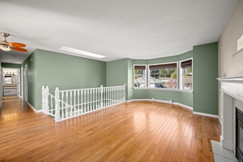 584 Torrence Rd, Comox, BC 