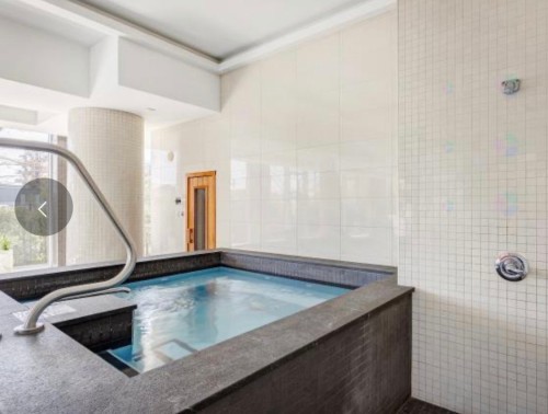 Autre - 1104-3635 Av. Jean-Béraud, Laval (Chomedey), QC - Indoor Photo Showing Other Room With In Ground Pool