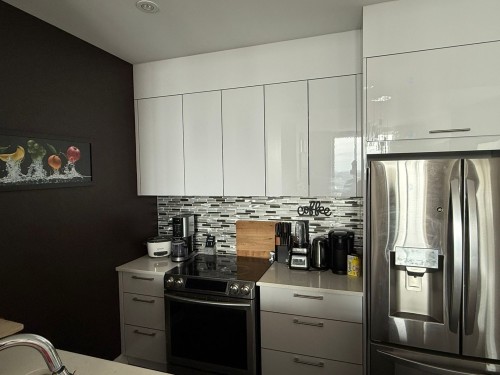 Cuisine - 1104-3635 Av. Jean-Béraud, Laval (Chomedey), QC - Indoor Photo Showing Kitchen