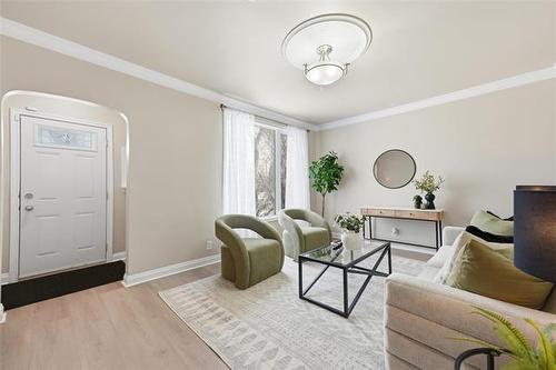 284 Perth Ave, Winnipeg, MB 